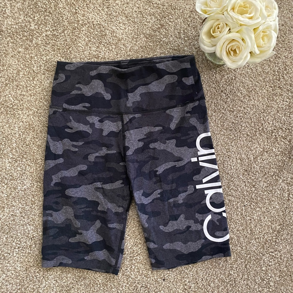 Calvin Klein High Waisted performance biker shorts